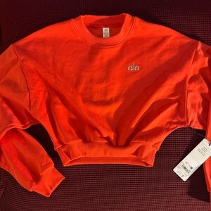 ALO Yoga Vibrant Bright Red Pullover